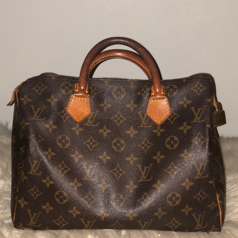 Authentic Louis Vuitton monogram speedy 30